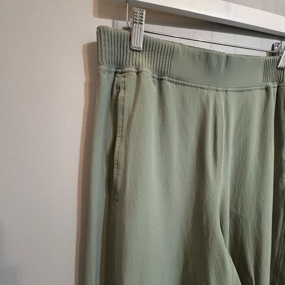 Lululemon Stretch Woven Wide Leg Pant - Picture 2 of 10